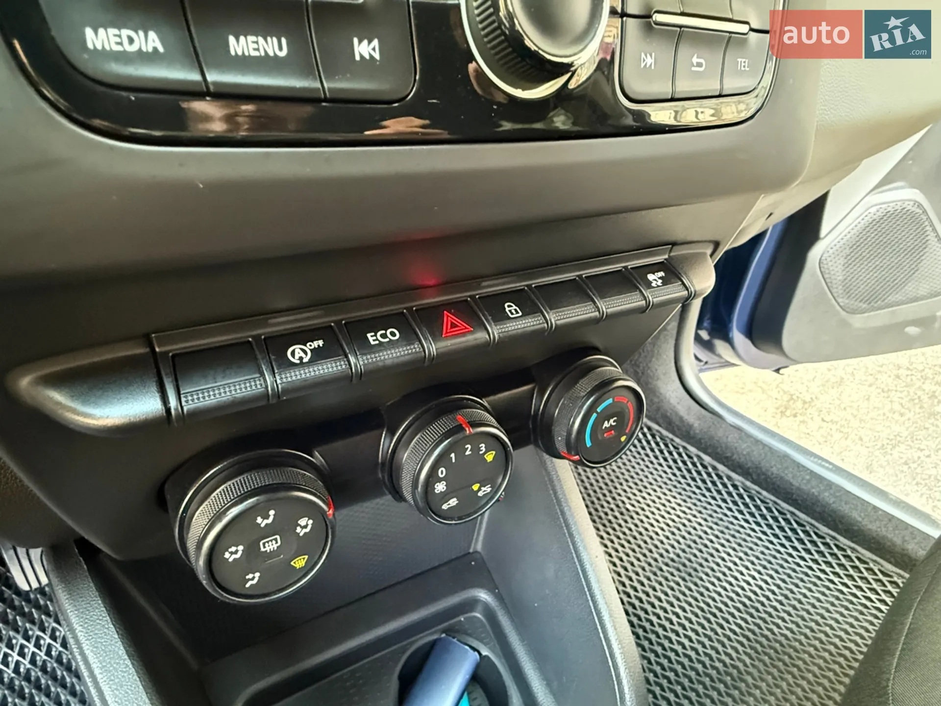 2018 Renault Duster - мініатюра 87