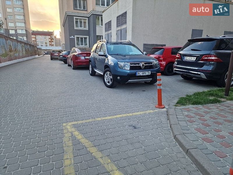 Позашляховик / Кросовер Renault Duster 2010 в Львові