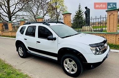 Внедорожник / Кроссовер Renault Duster 2017 в Ромнах