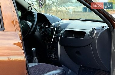 Внедорожник / Кроссовер Renault Duster 2010 в Мене
