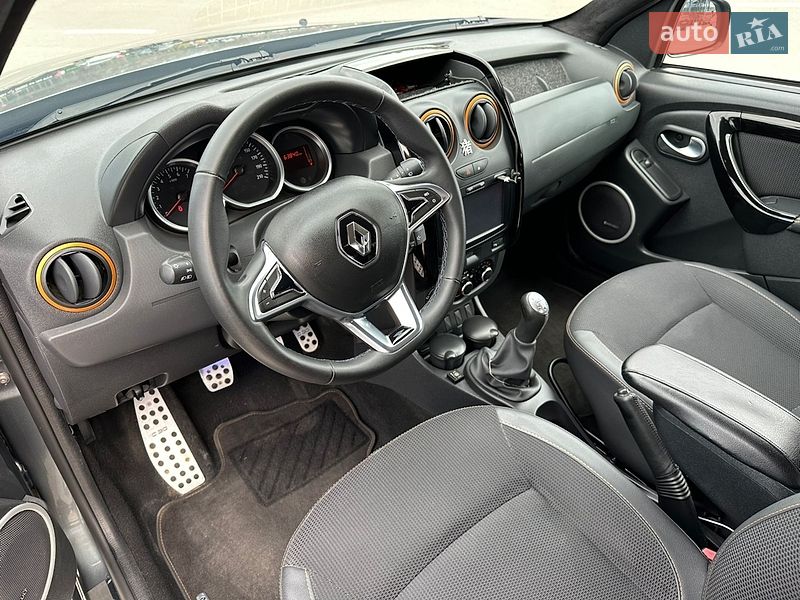 Позашляховик / Кросовер Renault Duster 2017 в Києві