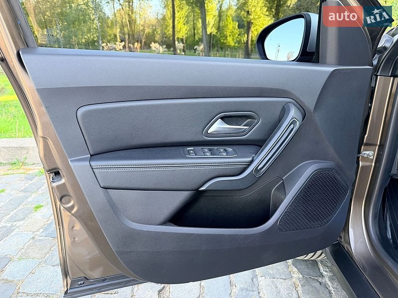 Внедорожник / Кроссовер Renault Duster 2020 в Киеве