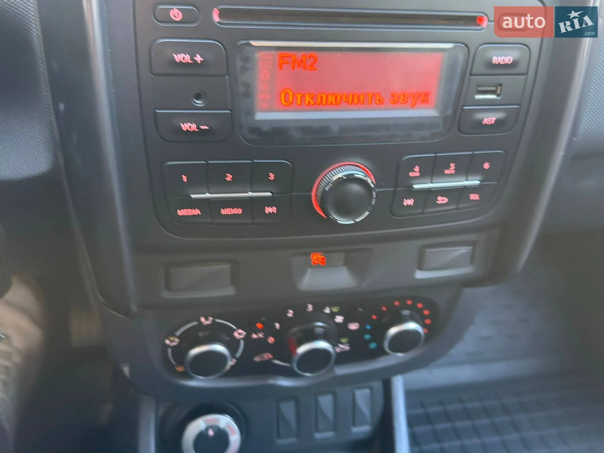 2017 Renault Duster - мініатюра 42