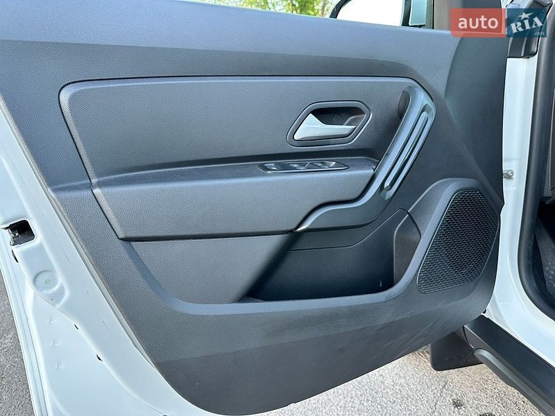 Позашляховик / Кросовер Renault Duster 2024 в Миколаєві