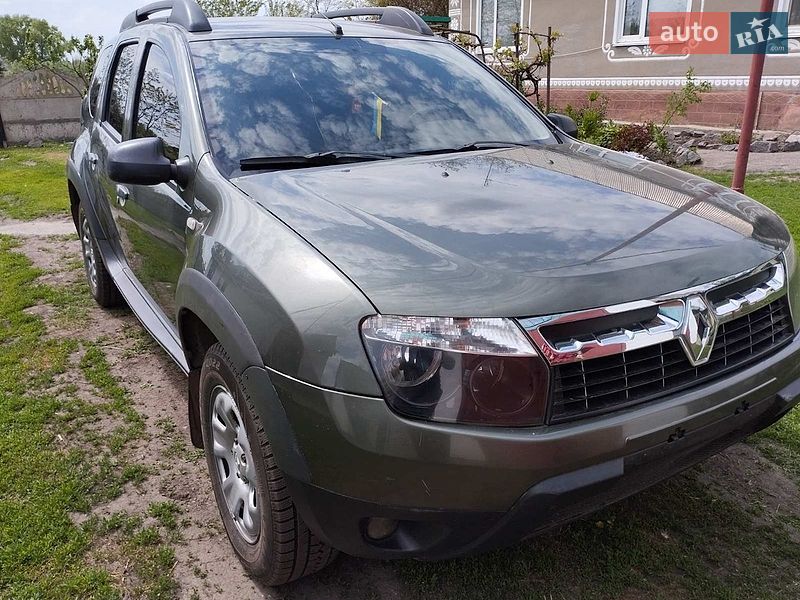 Внедорожник / Кроссовер Renault Duster 2013 в Оржице