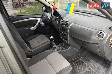 Внедорожник / Кроссовер Renault Duster 2013 в Оржице