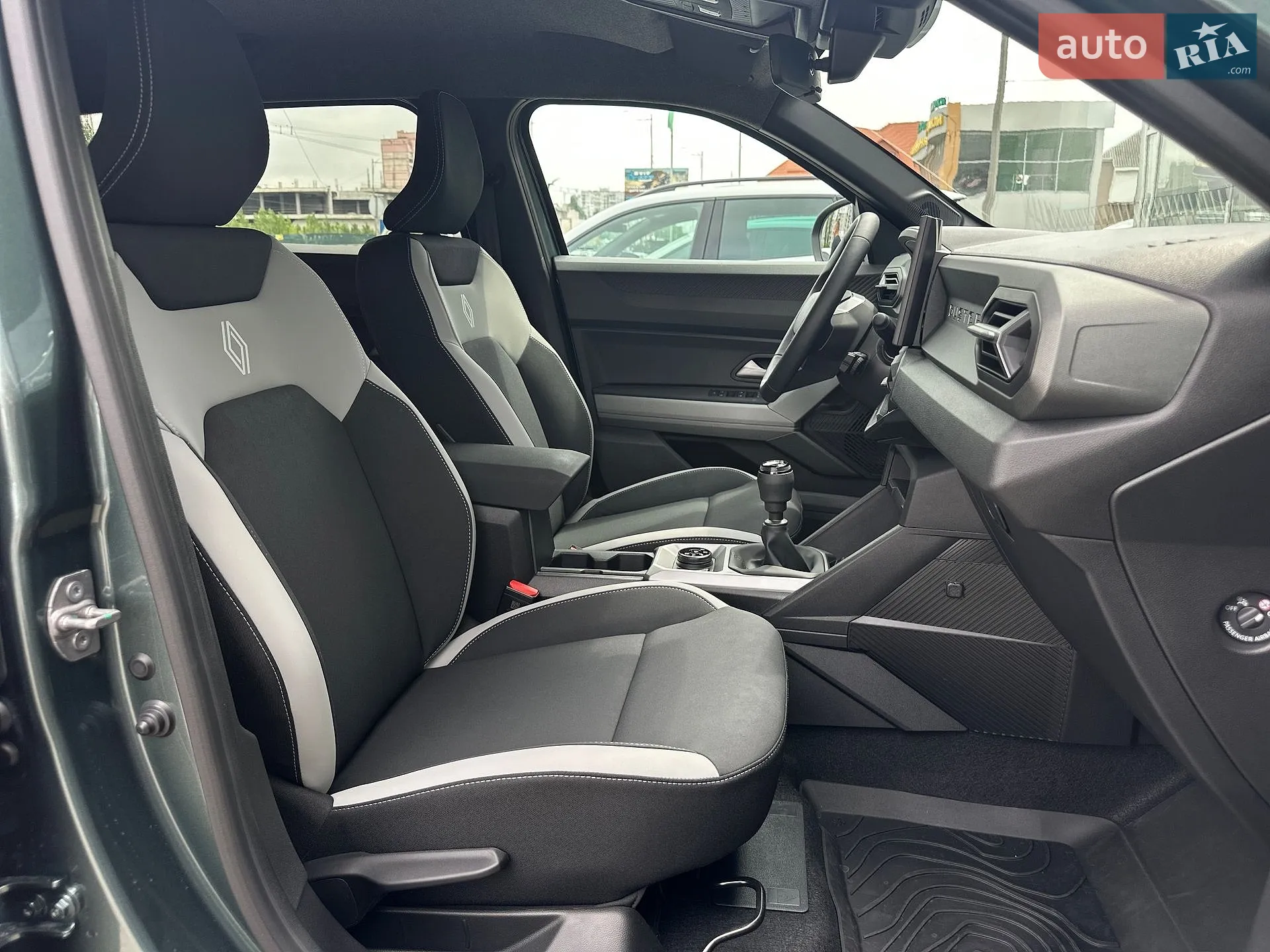 2024 Renault Duster - мініатюра 17