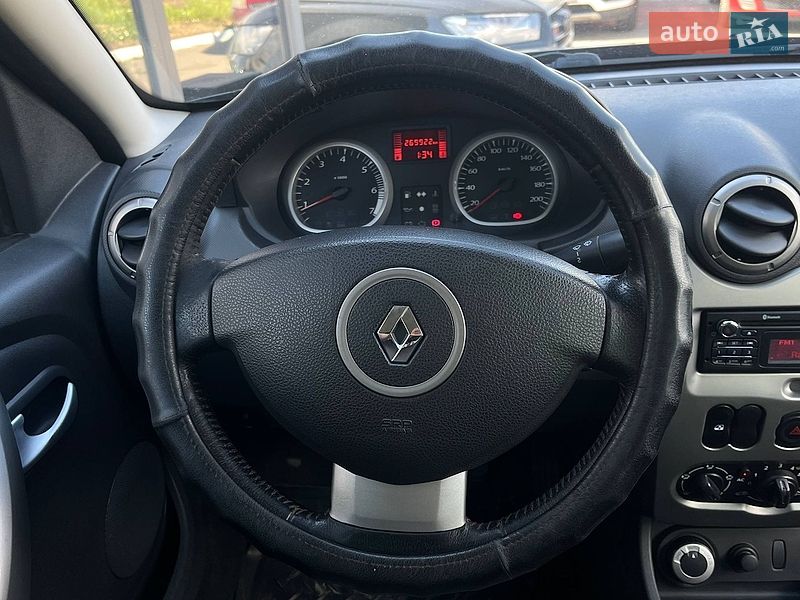 Позашляховик / Кросовер Renault Duster 2013 в Києві