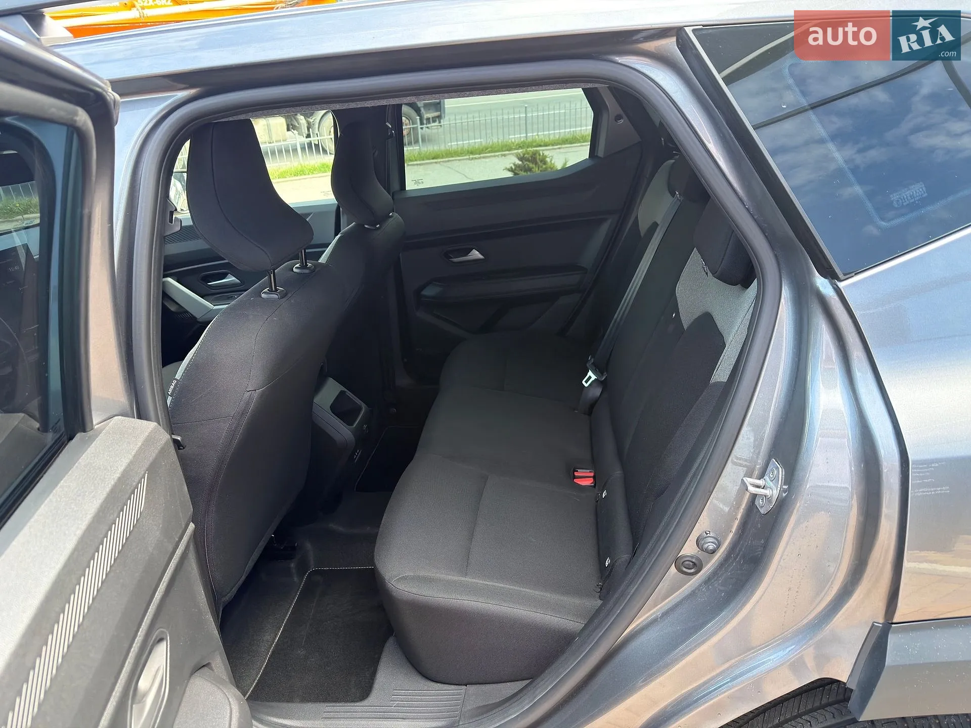 2025 Renault Duster - мініатюра 10