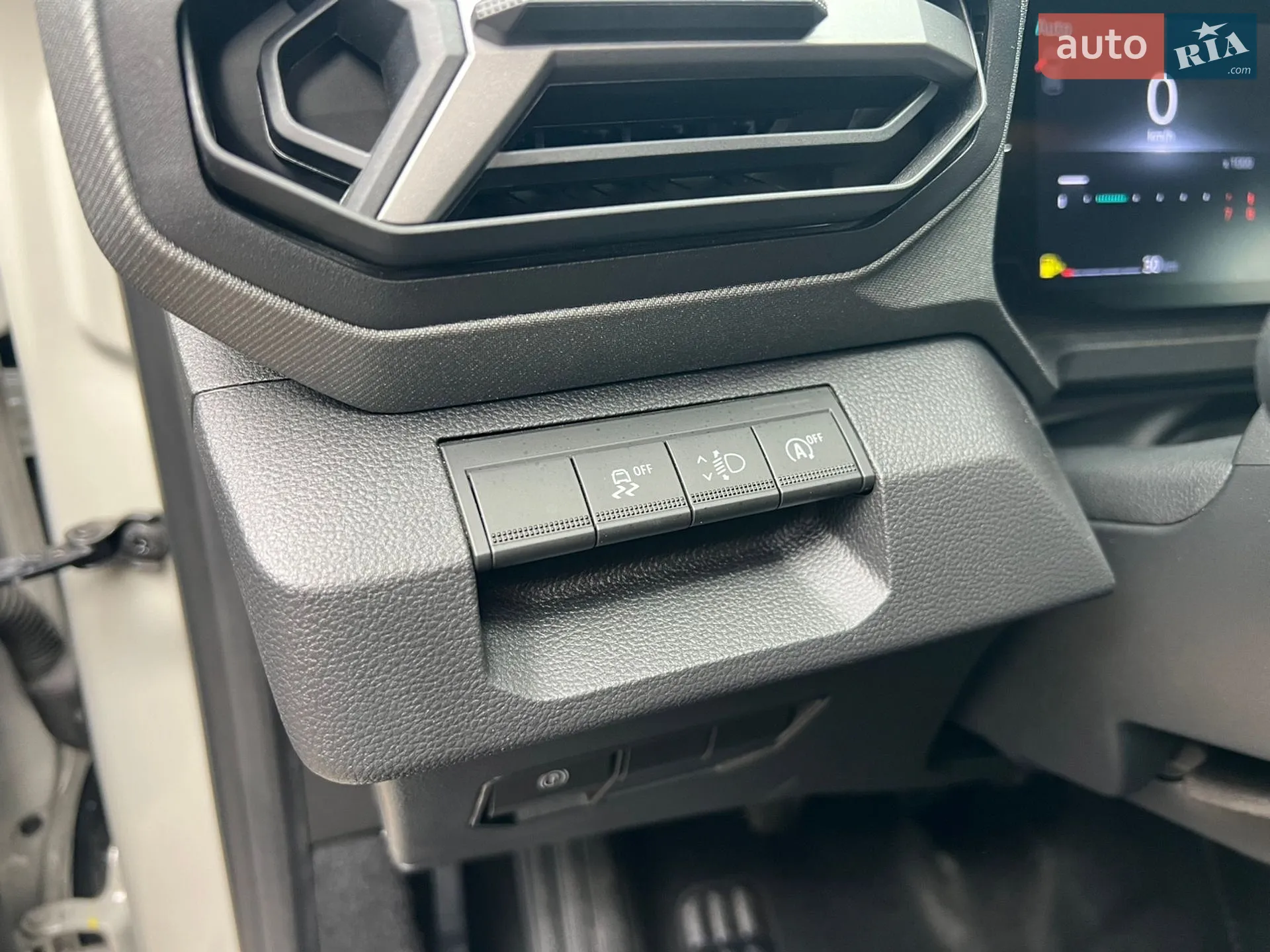2024 Renault Duster - мініатюра 19