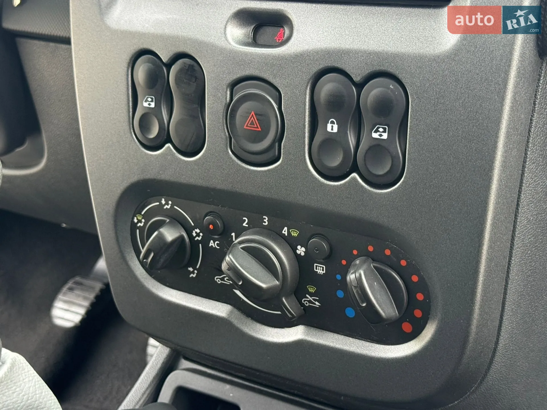 2013 Renault Duster - мініатюра 112