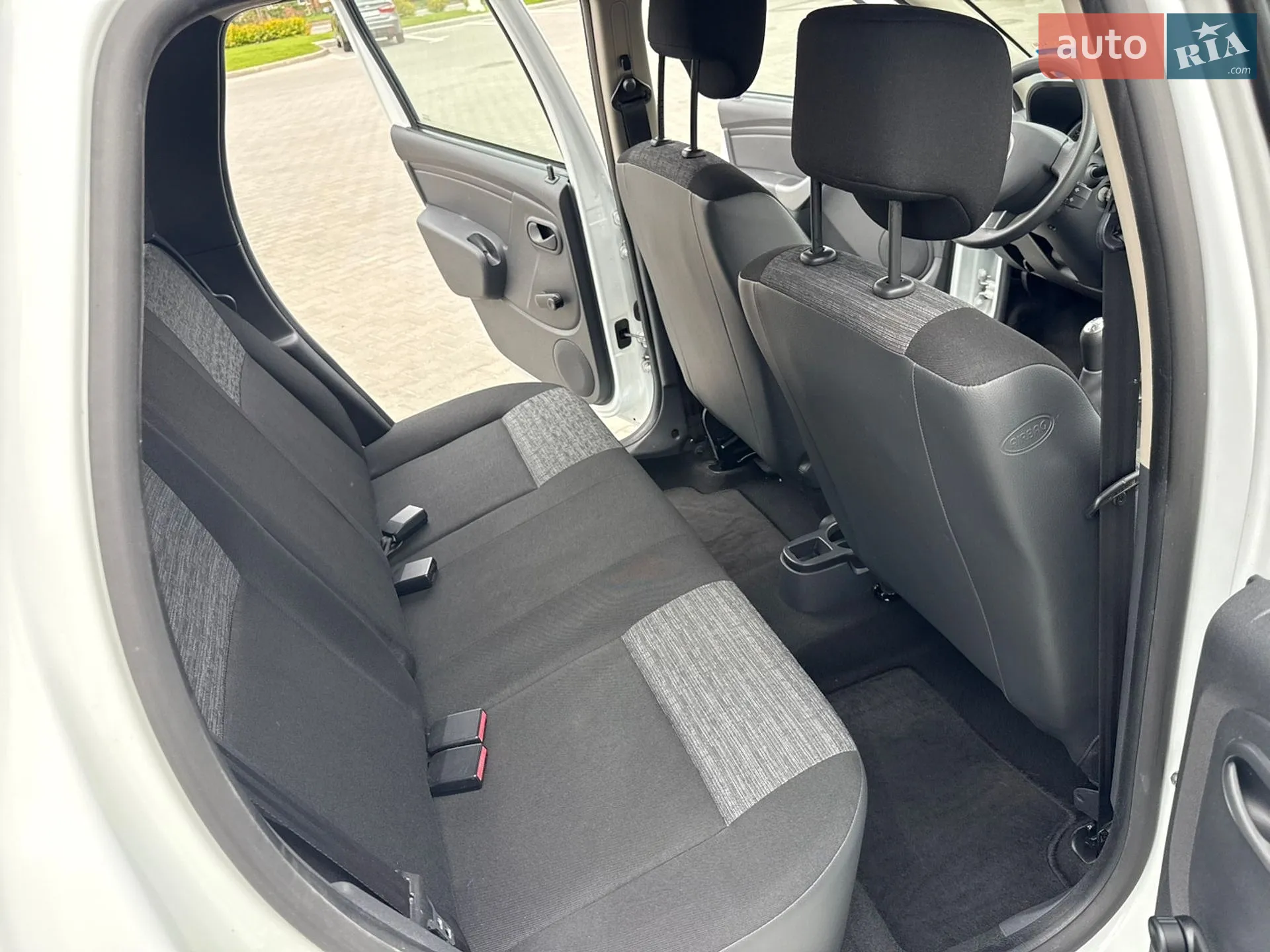 2013 Renault Duster - мініатюра 131