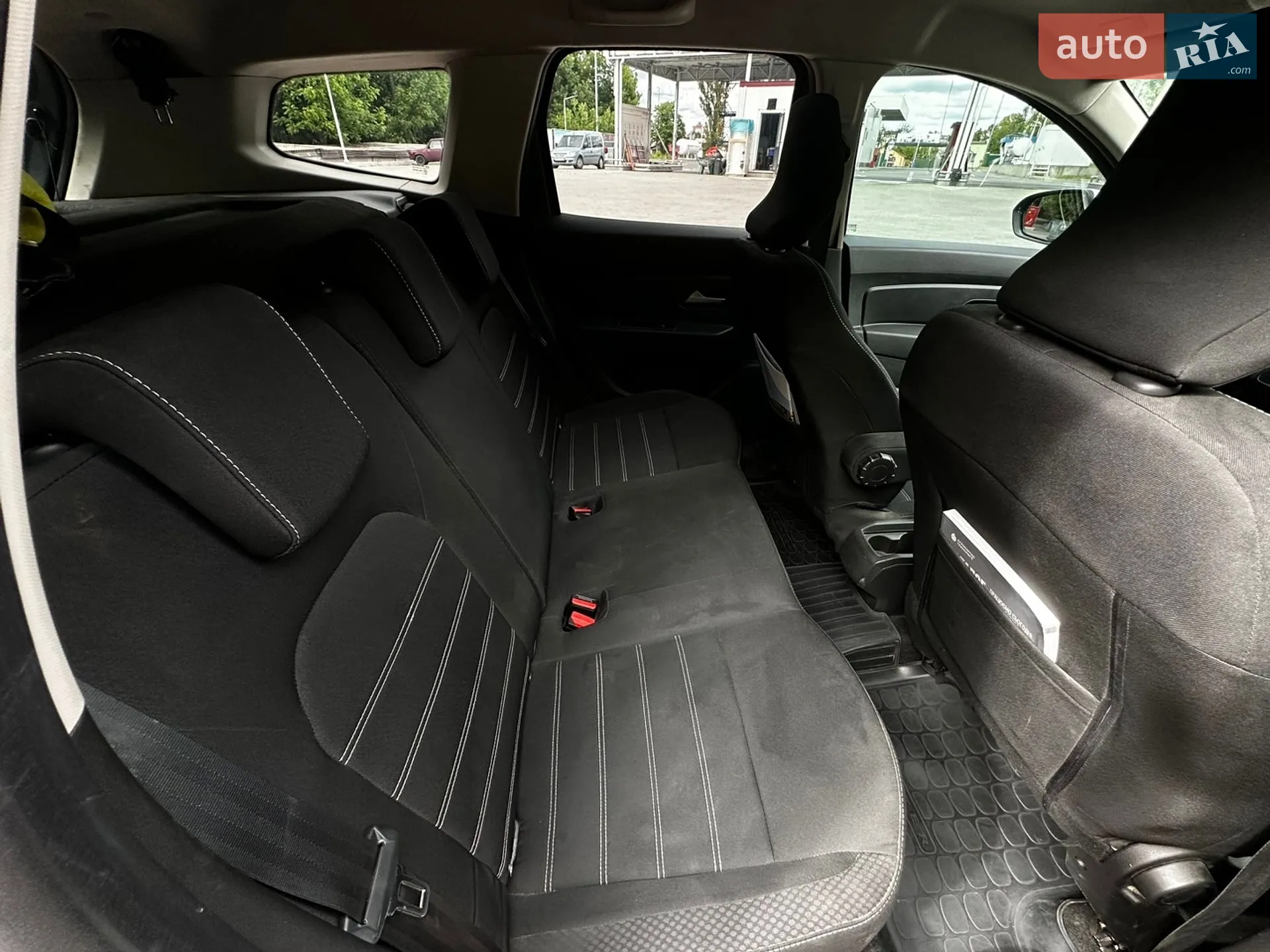 2023 Renault Duster - мініатюра 17
