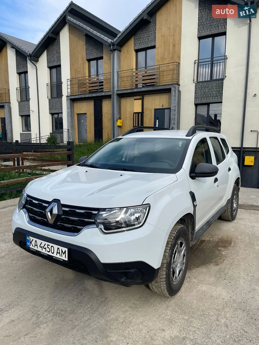 2020 Renault Duster - фото 1
