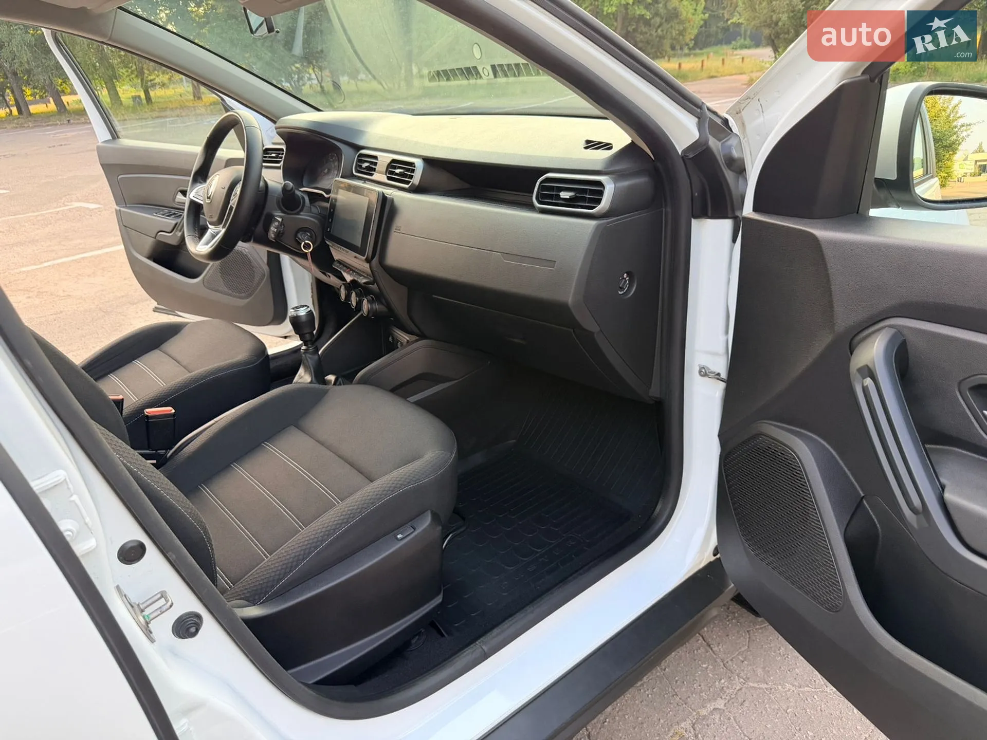 2023 Renault Duster - мініатюра 13