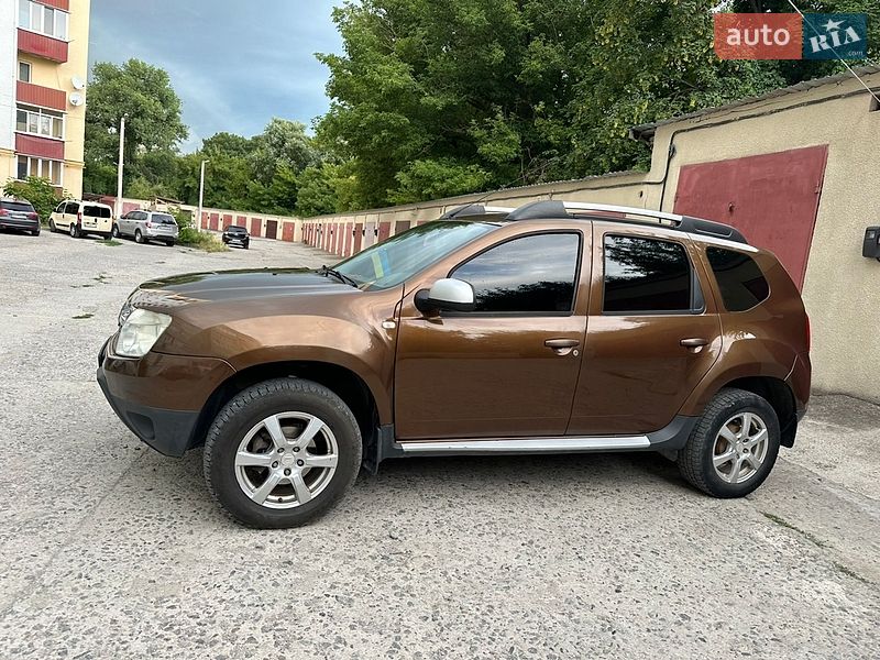 Внедорожник / Кроссовер Renault Duster 2010 в Каменец-Подольском