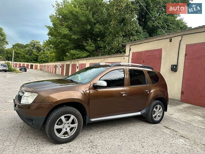 Внедорожник / Кроссовер Renault Duster 2010 в Каменец-Подольском