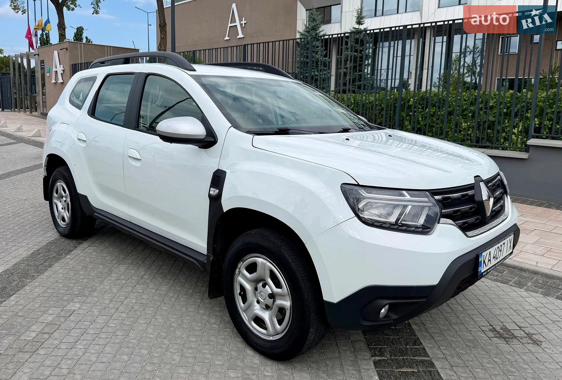 2023 Renault Duster - мініатюра 10