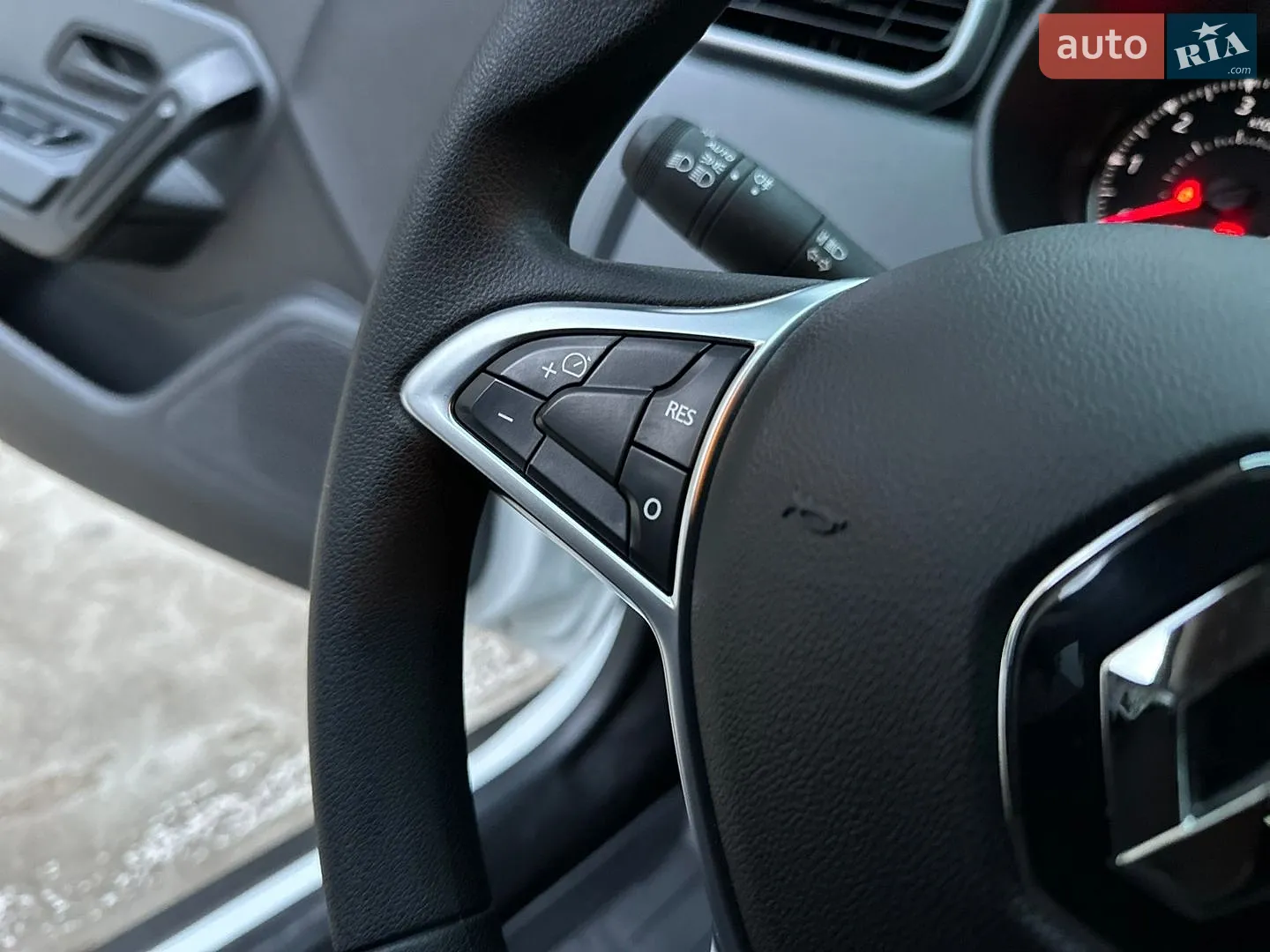 2023 Renault Duster - мініатюра 15