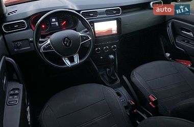 Позашляховик / Кросовер Renault Duster 2023 в Помічній