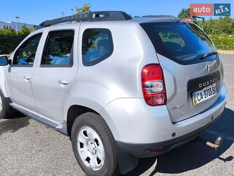 Внедорожник / Кроссовер Renault Duster 2015 в Каневе