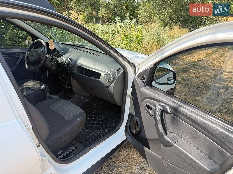 Внедорожник / Кроссовер Renault Duster 2013 в Одессе фото 7 Внедорожник / Кроссовер Renault Duster 2013 в Одессе