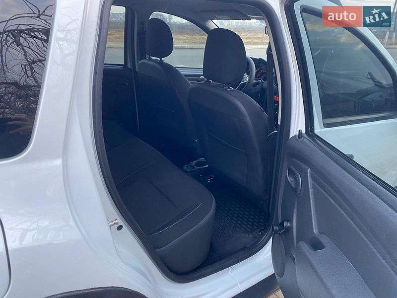 Позашляховик / Кросовер Renault Duster 2017 в Одесі