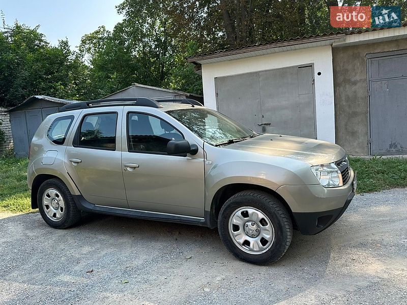 Внедорожник / Кроссовер Renault Duster 2011 в Борщеве
