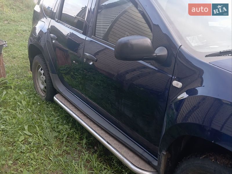 Внедорожник / Кроссовер Renault Duster 2011 в Богодухове