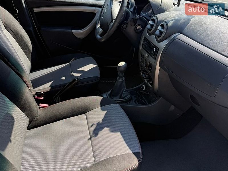 Внедорожник / Кроссовер Renault Duster 2013 в Мироновке фото 9 Внедорожник / Кроссовер Renault Duster 2013 в Мироновке