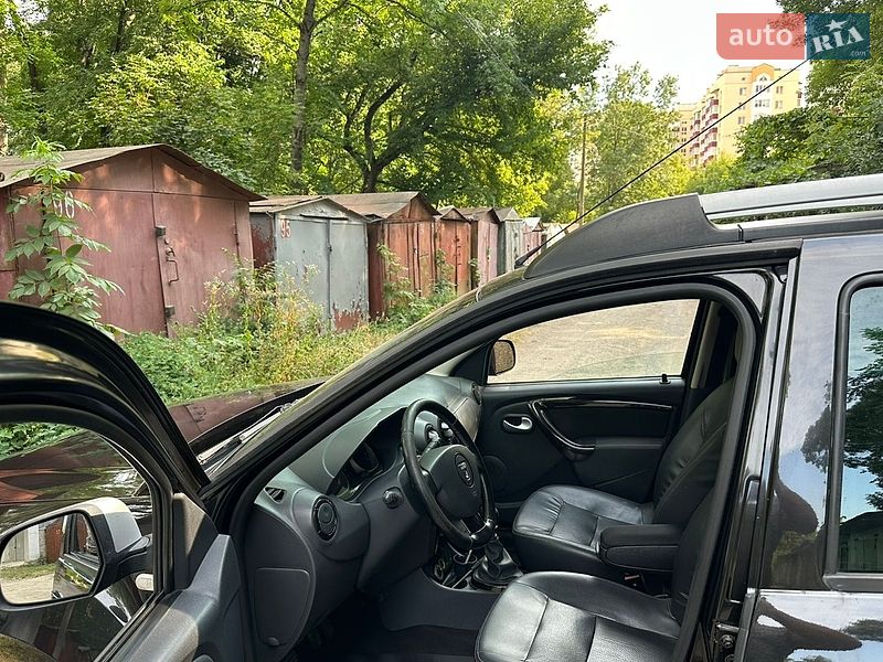 Внедорожник / Кроссовер Renault Duster 2010 в Каменец-Подольском