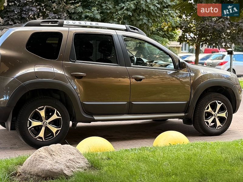 Внедорожник / Кроссовер Renault Duster 2017 в Киеве