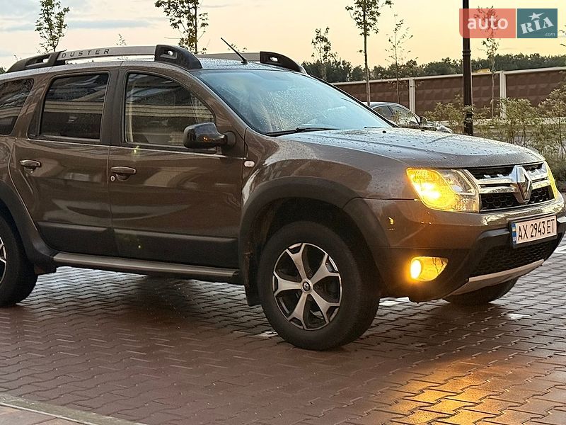 Внедорожник / Кроссовер Renault Duster 2017 в Киеве