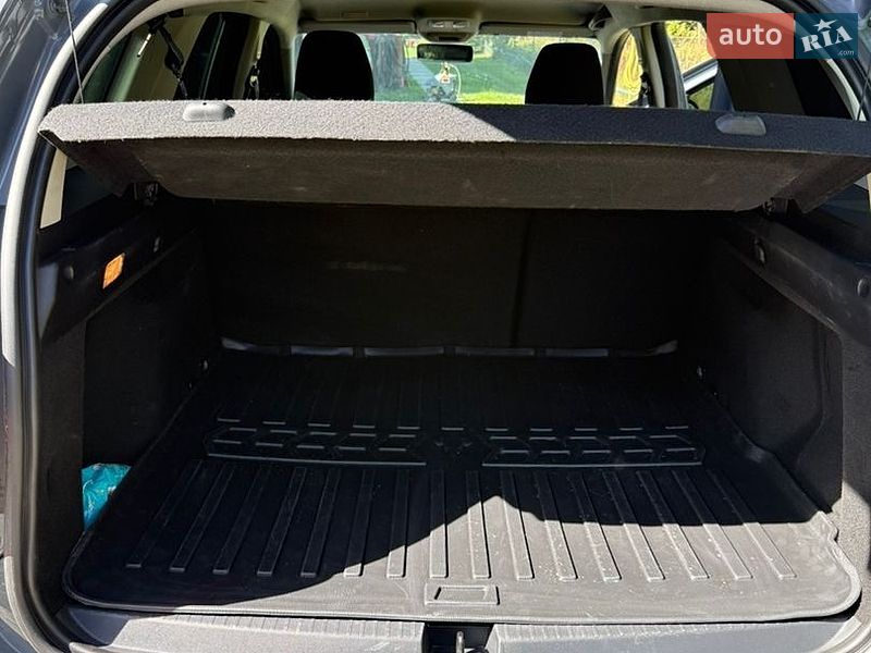 Позашляховик / Кросовер Renault Duster 2024 в Львові