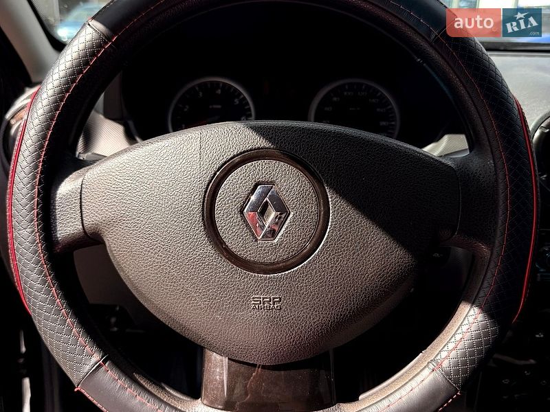 Позашляховик / Кросовер Renault Duster 2010 в Сумах