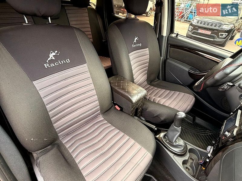 Позашляховик / Кросовер Renault Duster 2010 в Сумах