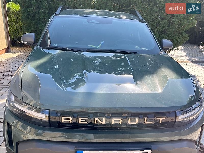 Renault Duster, photos from the listing
