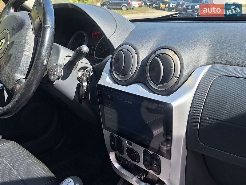 Позашляховик / Кросовер Renault Duster 2013 в Києві