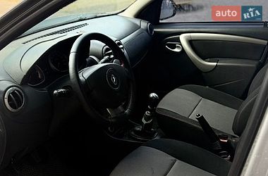 Позашляховик / Кросовер Renault Duster 2013 в Житомирі