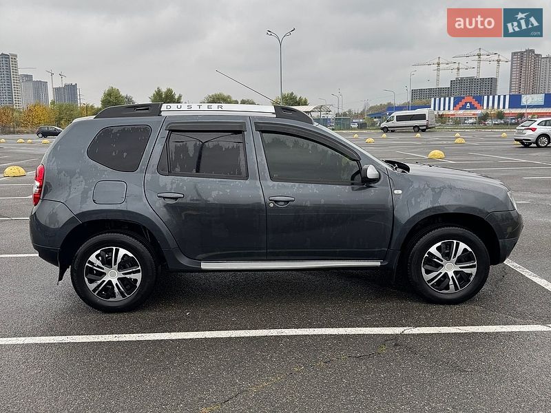 Внедорожник / Кроссовер Renault Duster 2017 в Киеве