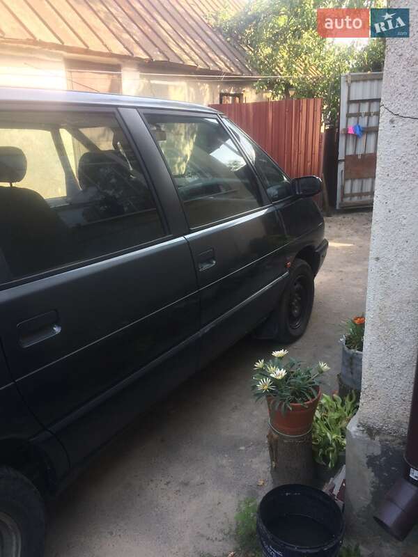 Минивэн Renault Espace 1995 в Белогорье
