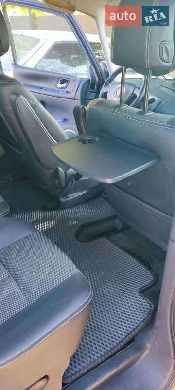 Минивэн Renault Espace 2013 в Коростене