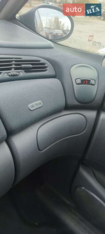 Минивэн Renault Espace 2001 в Киеве