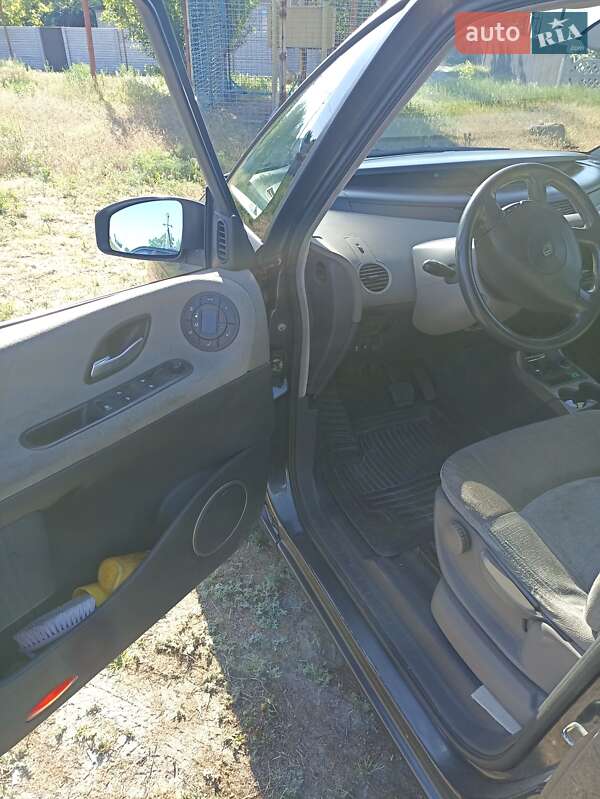 Мінівен Renault Espace 2004 в Дніпрі