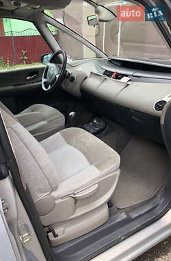 Минивэн Renault Espace 2004 в 