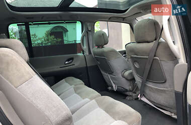 Минивэн Renault Espace 2004 в 