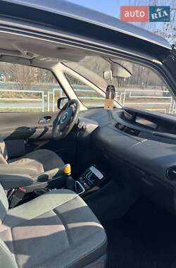 Мінівен Renault Espace 2011 в 