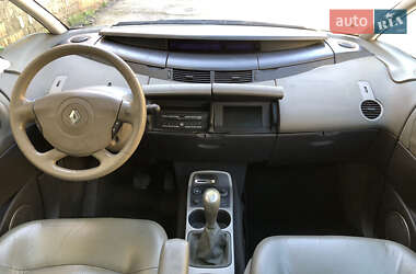 Минивэн Renault Espace 2004 в 
