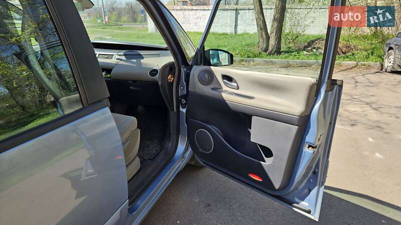 Мінівен Renault Espace 2004 в Кривому Розі