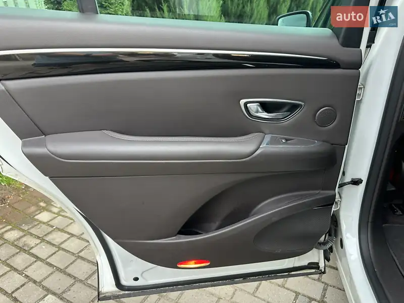Renault Espace 2015 VIN VF1RFC00153933627 фото оголошення 21 з 68